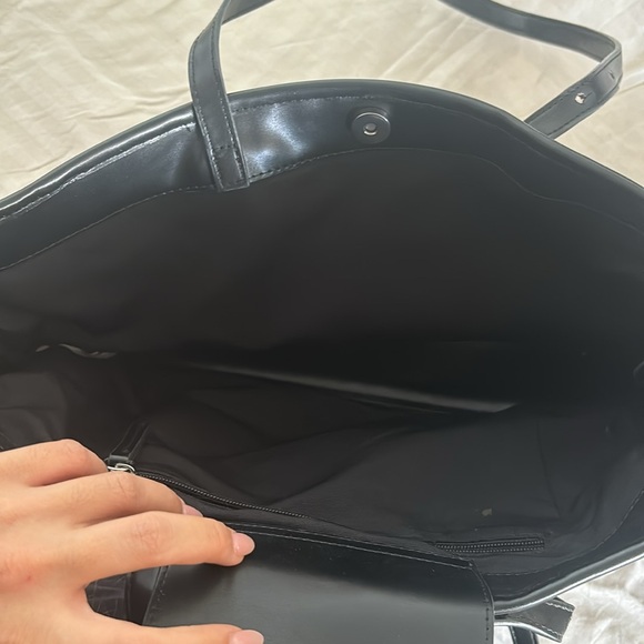 Zara tote bag with wallet - Picture 2 of 2